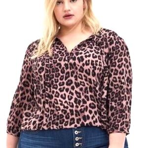 🌺TORRID Leopard Print Tie Front Top🌺